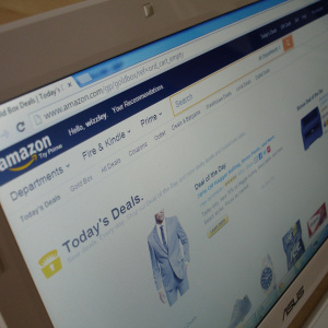 Amazon запретила полиции использовать технологии для распознавания лиц