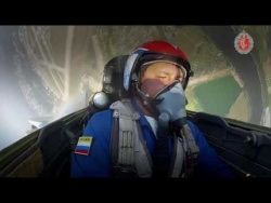 Зрелищное видео с новейшими истребителями ВКС России