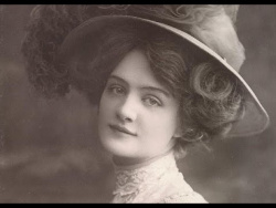 Самая фотографируемая девушка начала XX века Самая фотографируемая девушка начала XX века