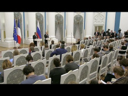Пресс-конференция по итогам встречи с Президентом Франции Франсуа Олландом Пресс-конференция по итогам встречи с Президентом Франции Франсуа Олландом