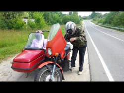 Ретро мотоцикл Иж - Планета по г. Пучежу на мотоцикле. Ретро мотоцикл Иж - Планета по г. Пучежу на мотоцикле.