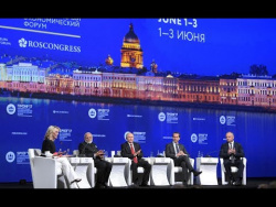 Discussion at the plenary session of St Petersburg International Economic Forum Discussion at the plenary session of St Petersburg International Economic Forum