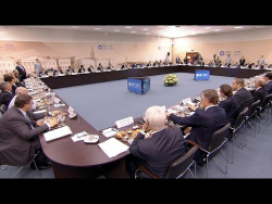 Meeting with heads of major foreign companies and business associations Meeting with heads of major foreign companies and business associations