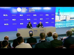 Совместная пресс-конференция с Председателем Совета министров Италии Маттео Ренци Совместная пресс-конференция с Председателем Совета министров Италии Маттео Ренци