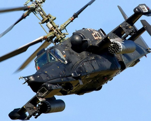 Сегодня 17 июня, в этот день 34 года назад поднялся в воздух опытный образец знаменитого российского вертолета «Ка-50» — «Черная акула»
