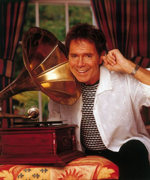 Cliff richard фото артиста Cliff Richard - Все о Музыке - медиаплатформа МирТесен
